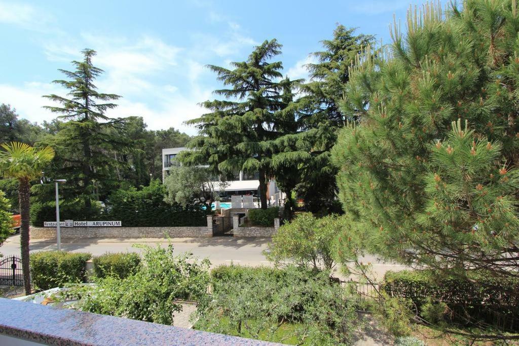 Apartment Matea Rovinj Luaran gambar